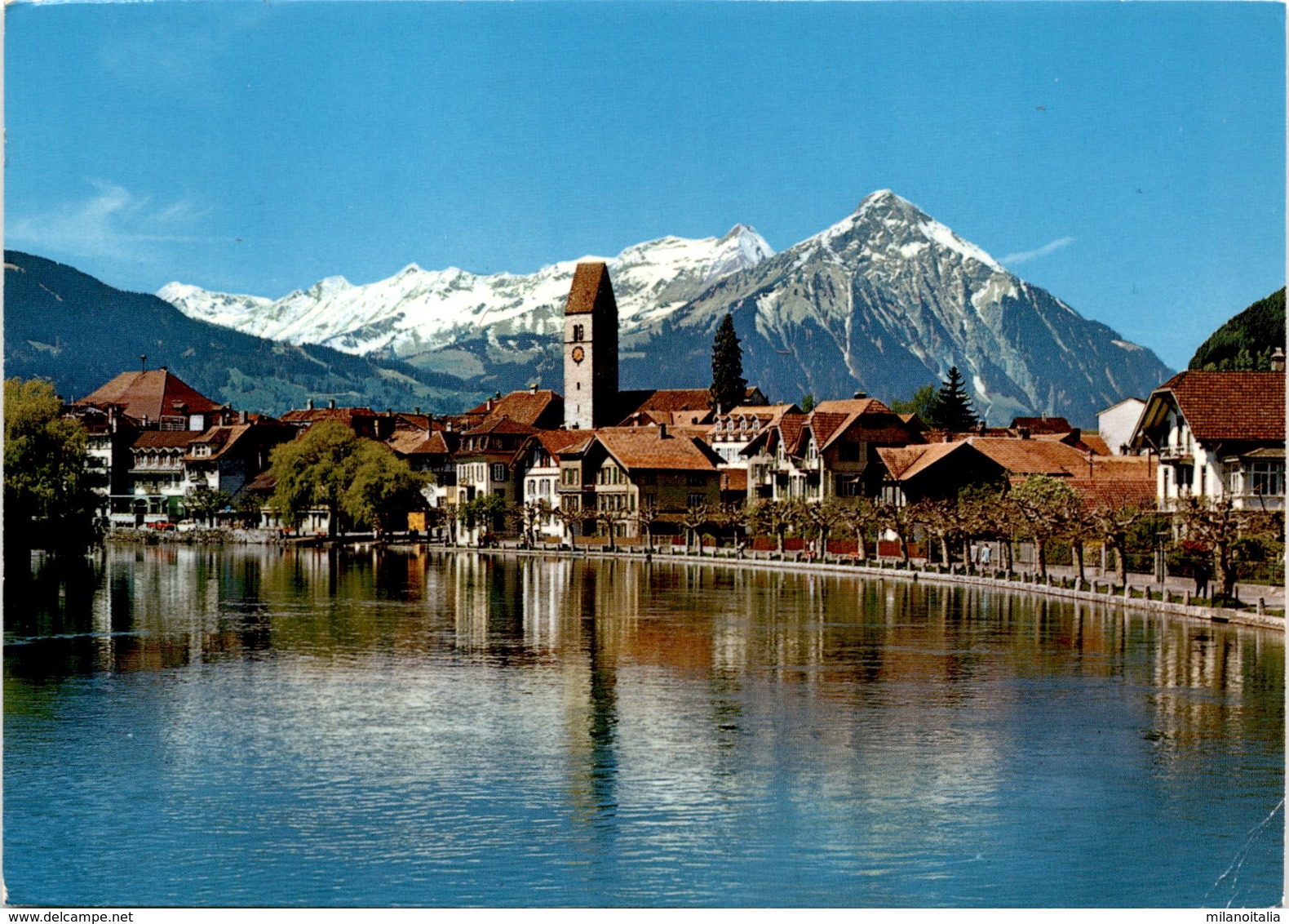 Interlaken - Kirche Unterseen, Niesen (34120) * 9. 9. 1977 - Unterseen