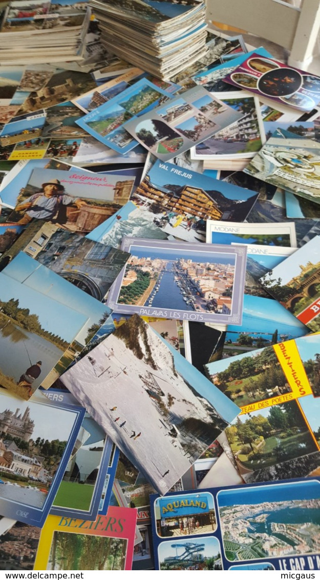 Lot De Environ 1300 Cartes Postales Modernes FRANCE -en Vrac - 500 Cartoline Min.