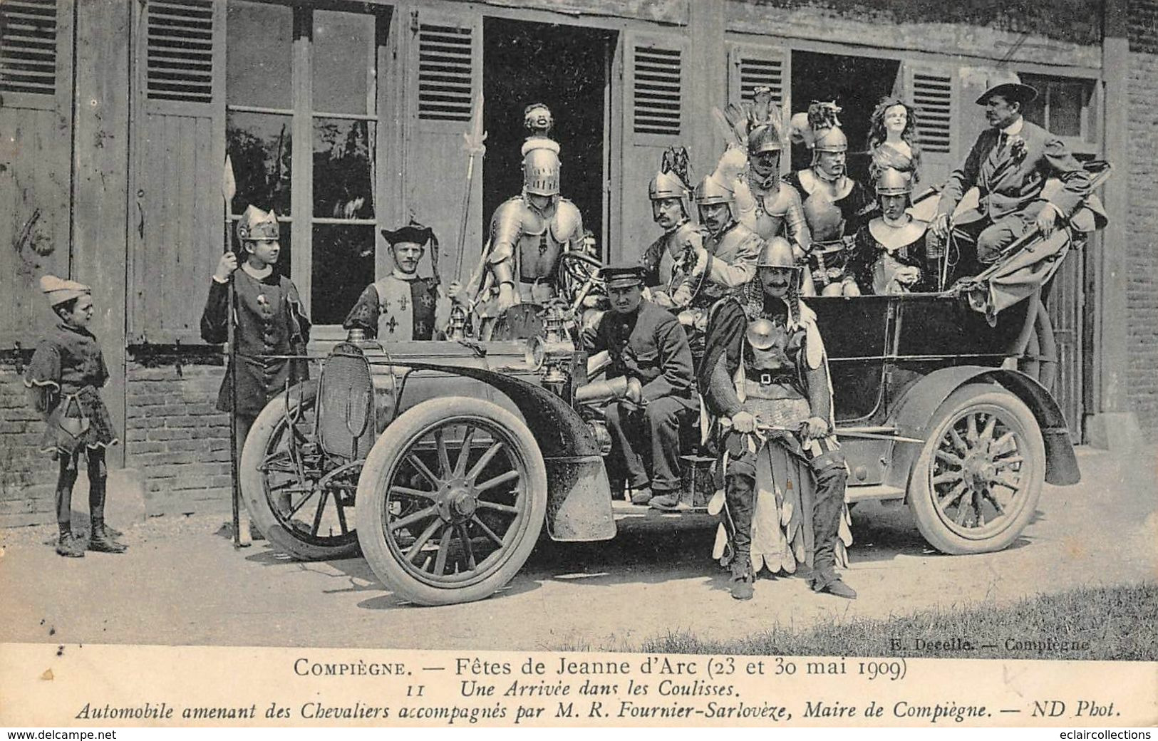 Thème Automobile: Voiture Ancienne De Marque ?? Pendant Les Fêtes De Jeanne à Compiègne   60   (voir Scan) - PKW