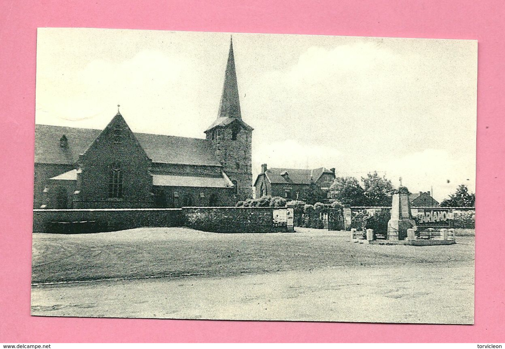 C.P. Mouland  = Eglise  Et Monument - Fourons - Voeren