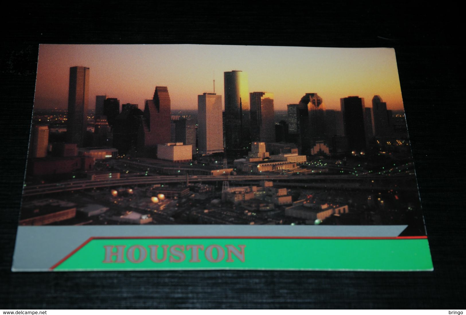 17827-       TEXAS, HOUSTON, SKYLINE AR TWILIGHT - Houston