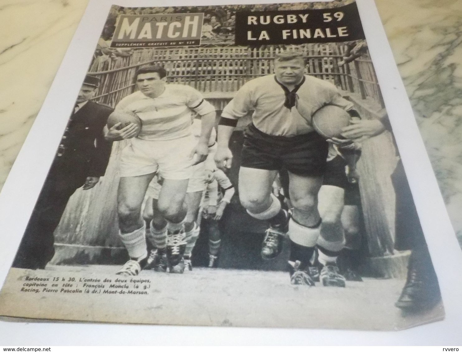 ANCIENNE PUBLICITE PARIS MATCH RUGBY RACING /MONT DE MARSAN  1959 - Rugby