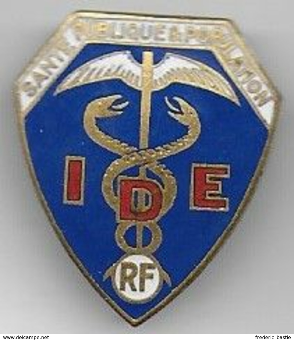 I.D.E. ( Infirmière Diplomée D'état ) - Insigne émaillé Guérault Modèle Déposé - Services Médicaux