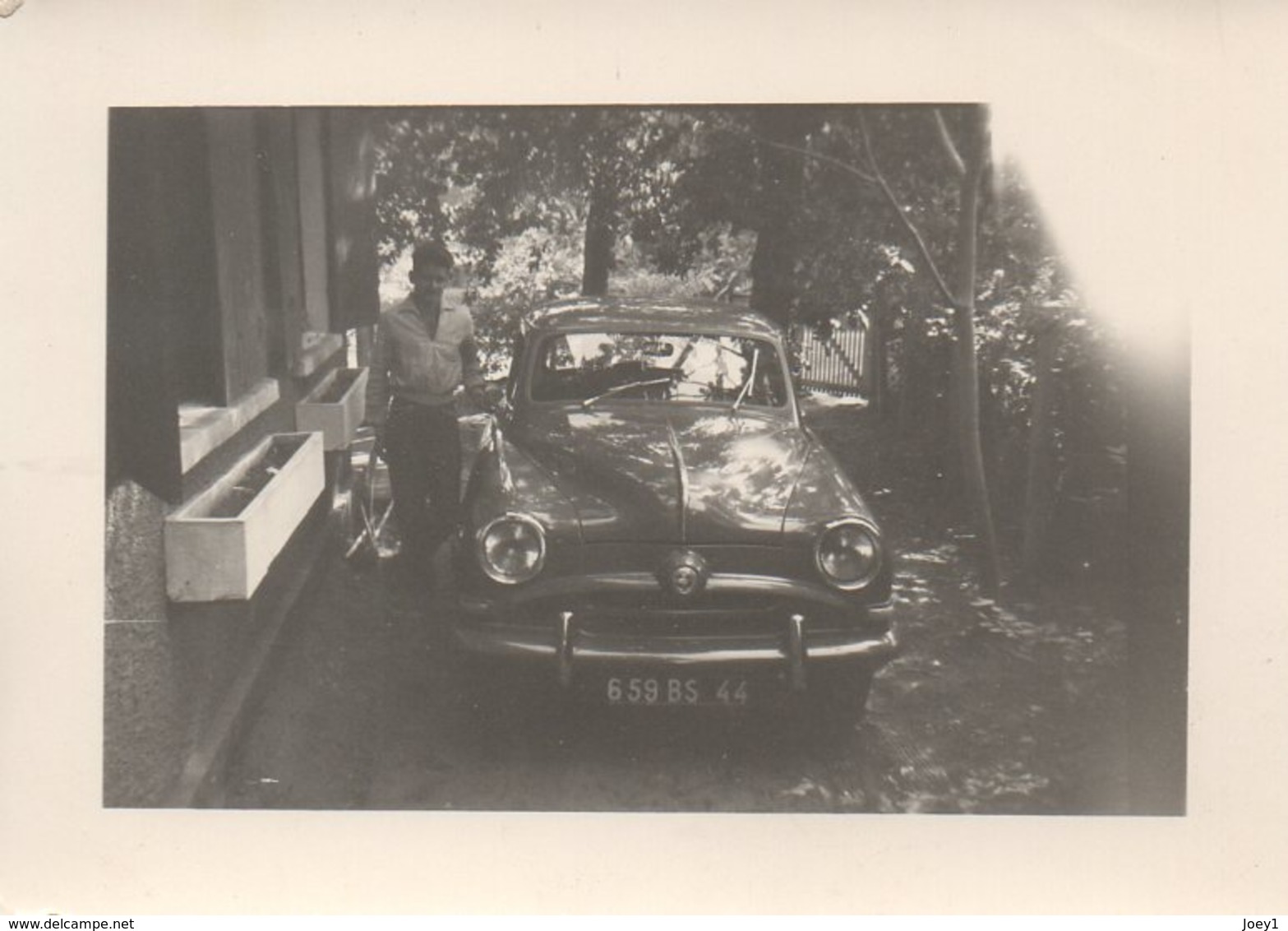 Photo Voiture Ancienne Avec Famille ,format 10/7 - Cars