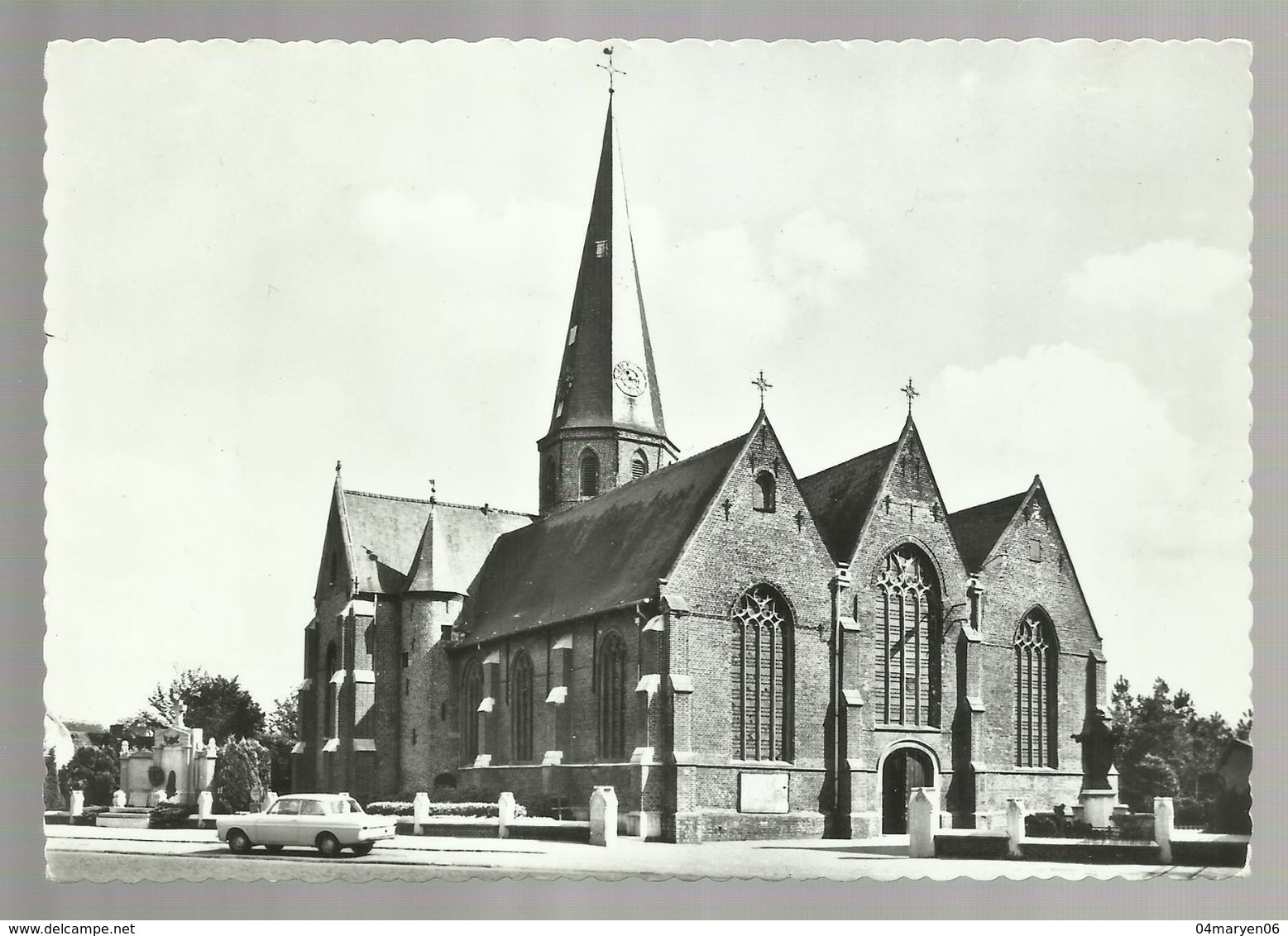 ***  2 X WACHTEBEKE  ***    -   Vierschaargebouw + Hallenkerk - Wachtebeke