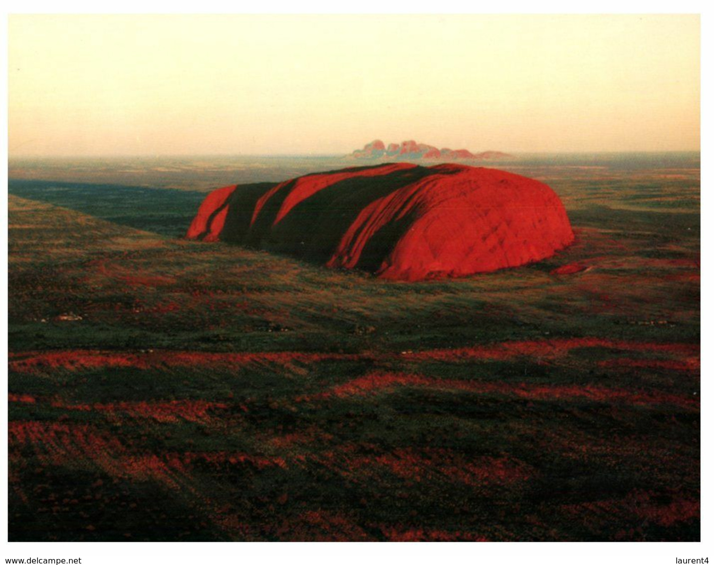 (M 6) Australia - NT - Ayers Rock (with Stamp) (291) - Uluru & The Olgas