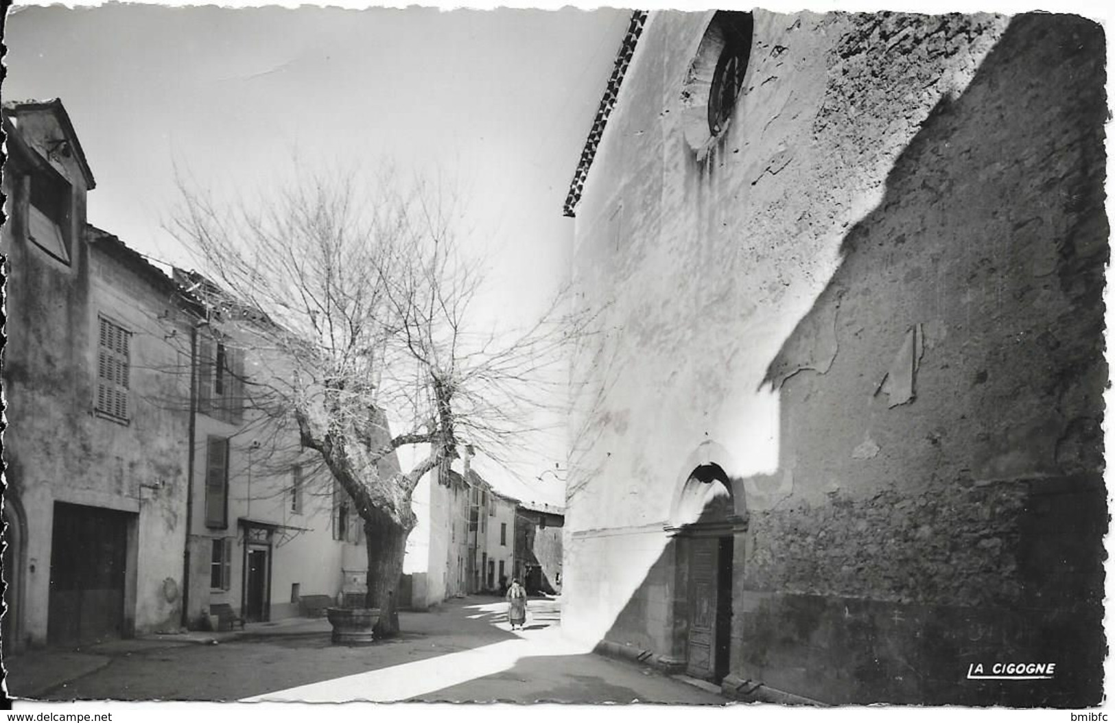 MONTAUROUX - L'Eglise Et Le Prieuré - Montauroux