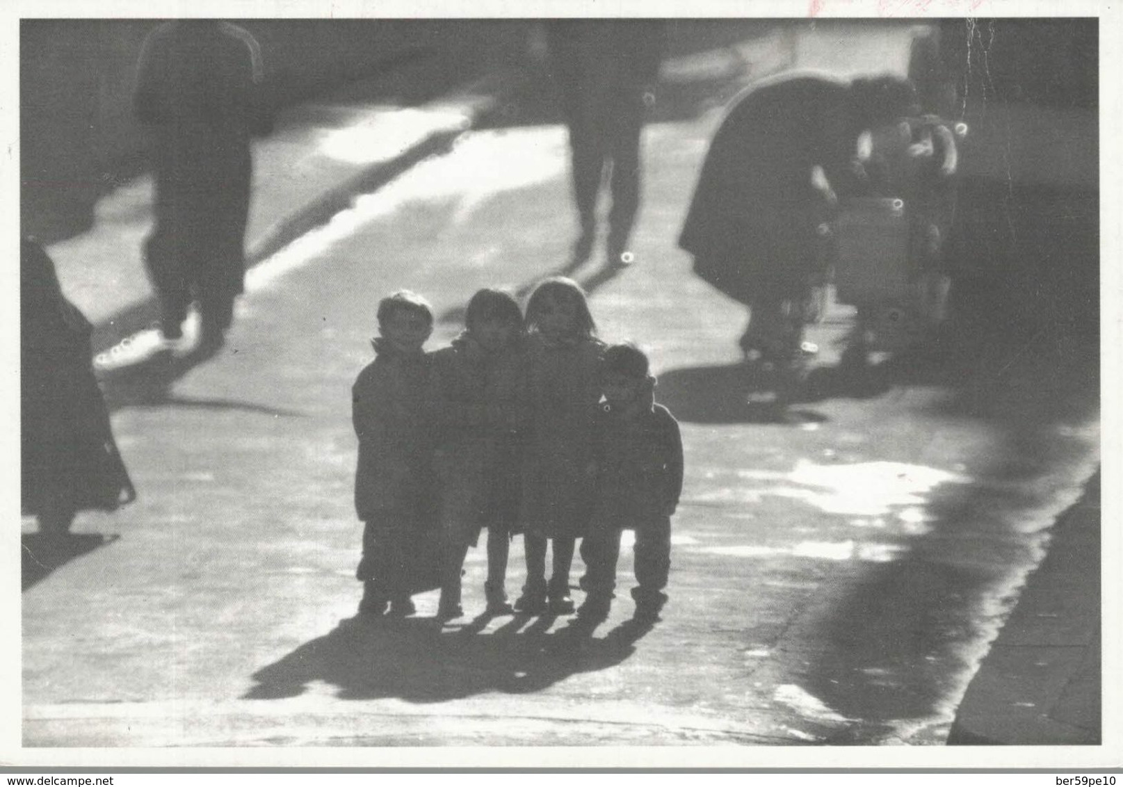 PHOTOGRAPHIE  WILLY RONIS  PETITS PARISIENS  HIVER 58 - Sonstige & Ohne Zuordnung