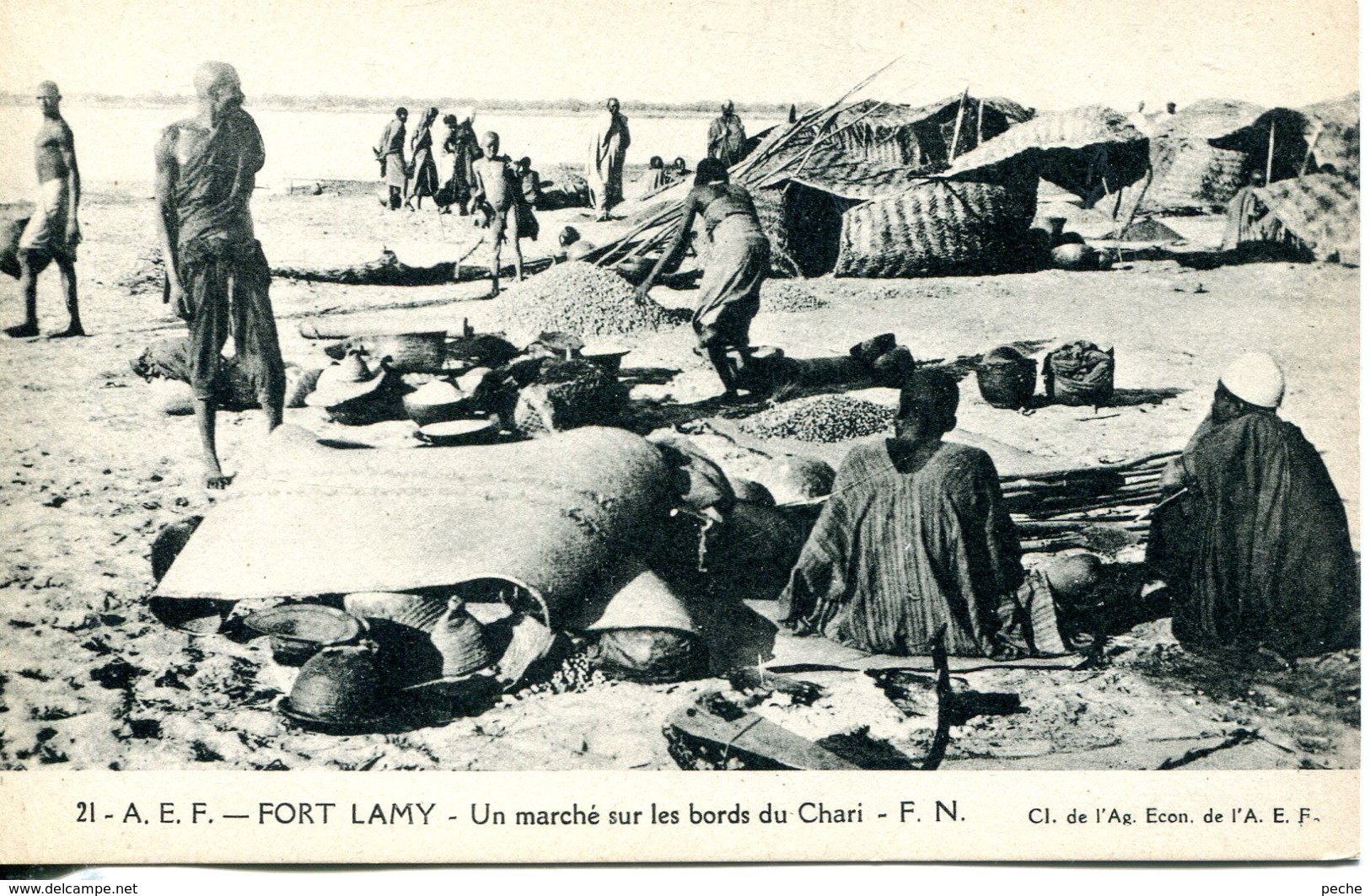 N°3473 R -cpa Fort Lamy -un Marché Sur Les Bords Du Chari- - Chad