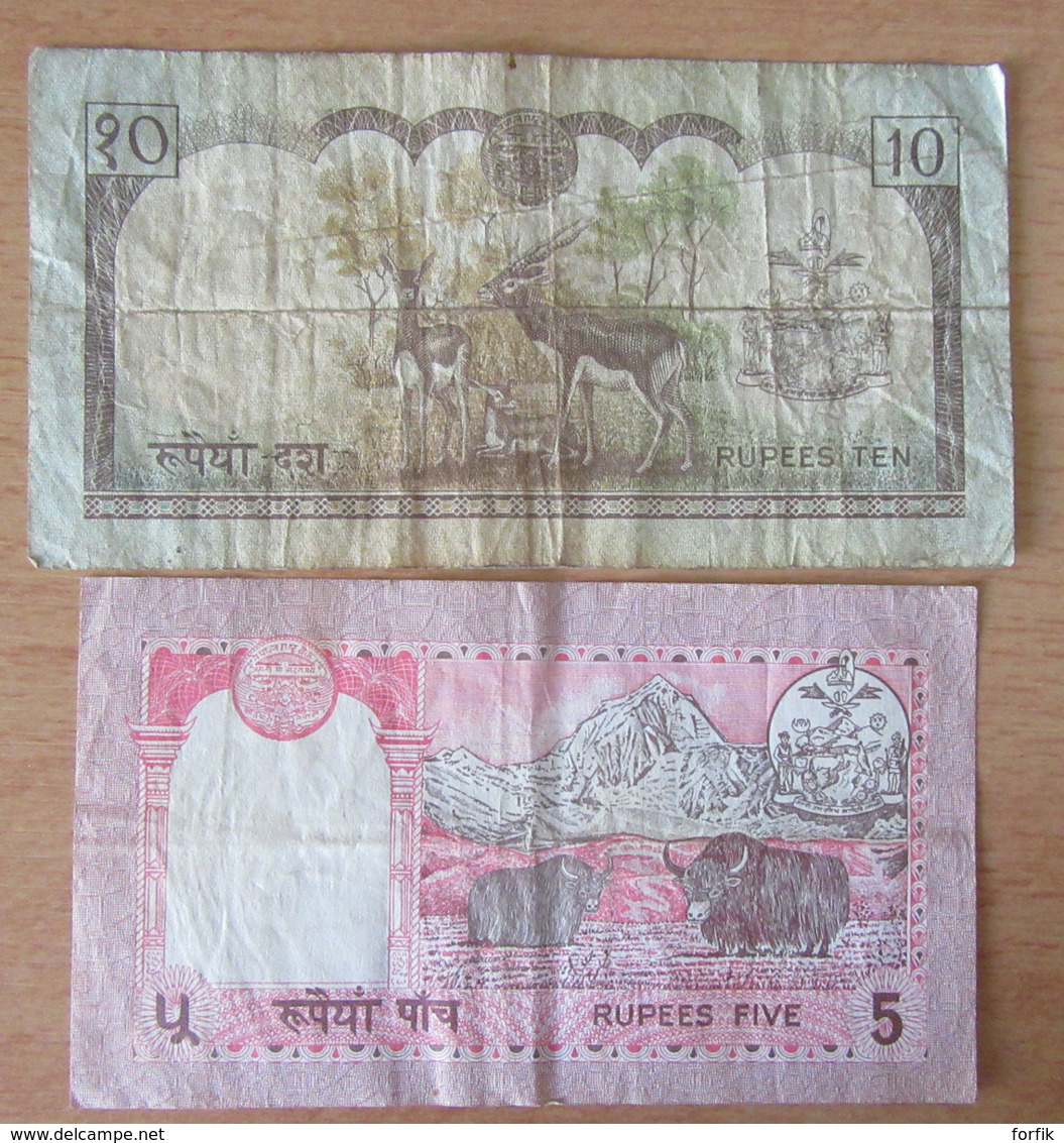 Nepal - 2 Billets 5 Et 10 Rupees - Nepal