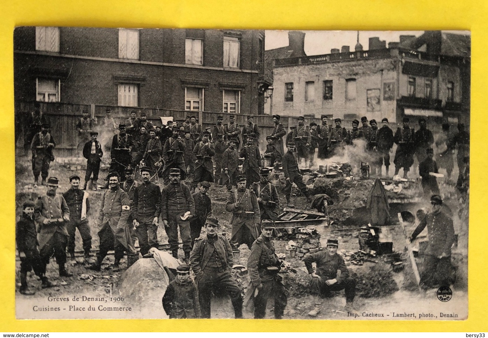 CPA - Grèves De Denain, 1906. Cuisines - Place Du Commerce - Denain