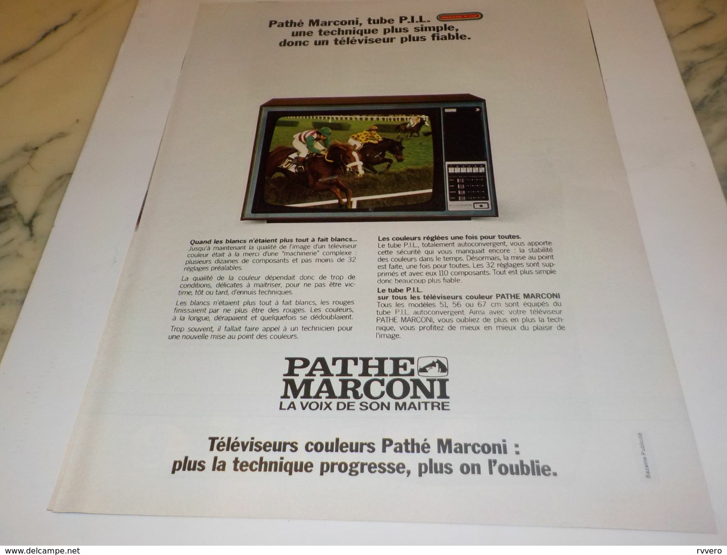 ANCIENNE  PUBLICITE TELEVISION PLUS FIABLE   PATHE MARCONI 1976 - Televisión
