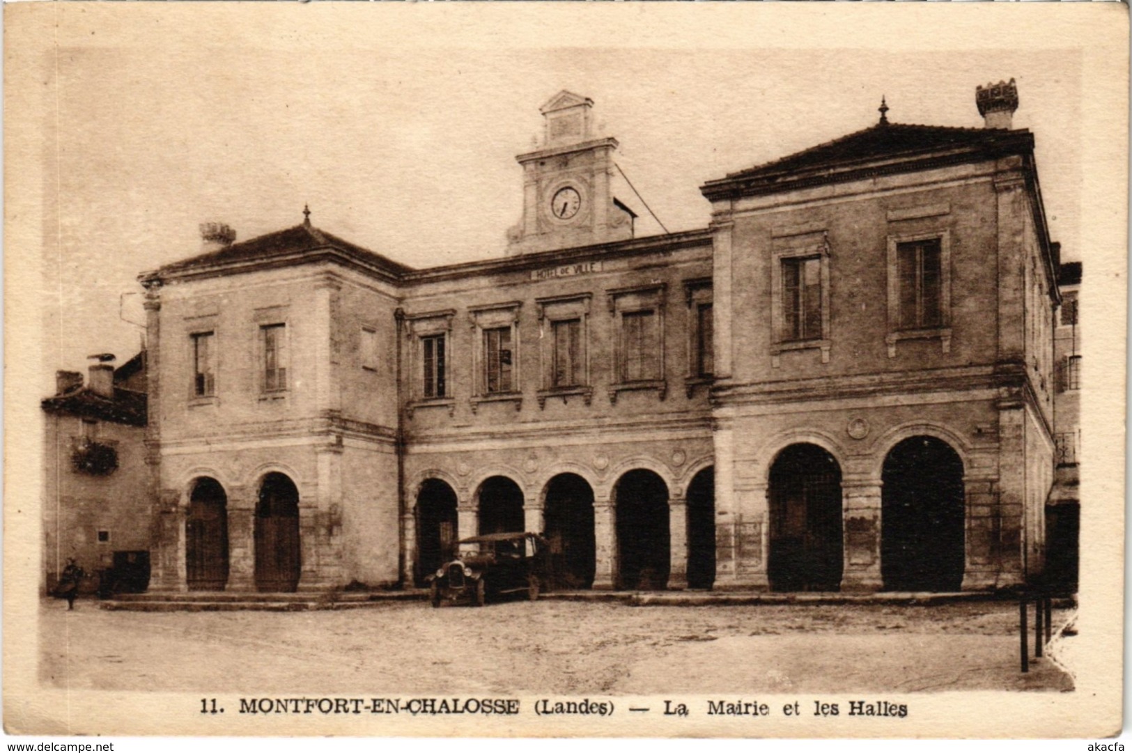 CPA Montfort En Chalosse - La Mairie Et Les Halles (111418) - Montfort En Chalosse