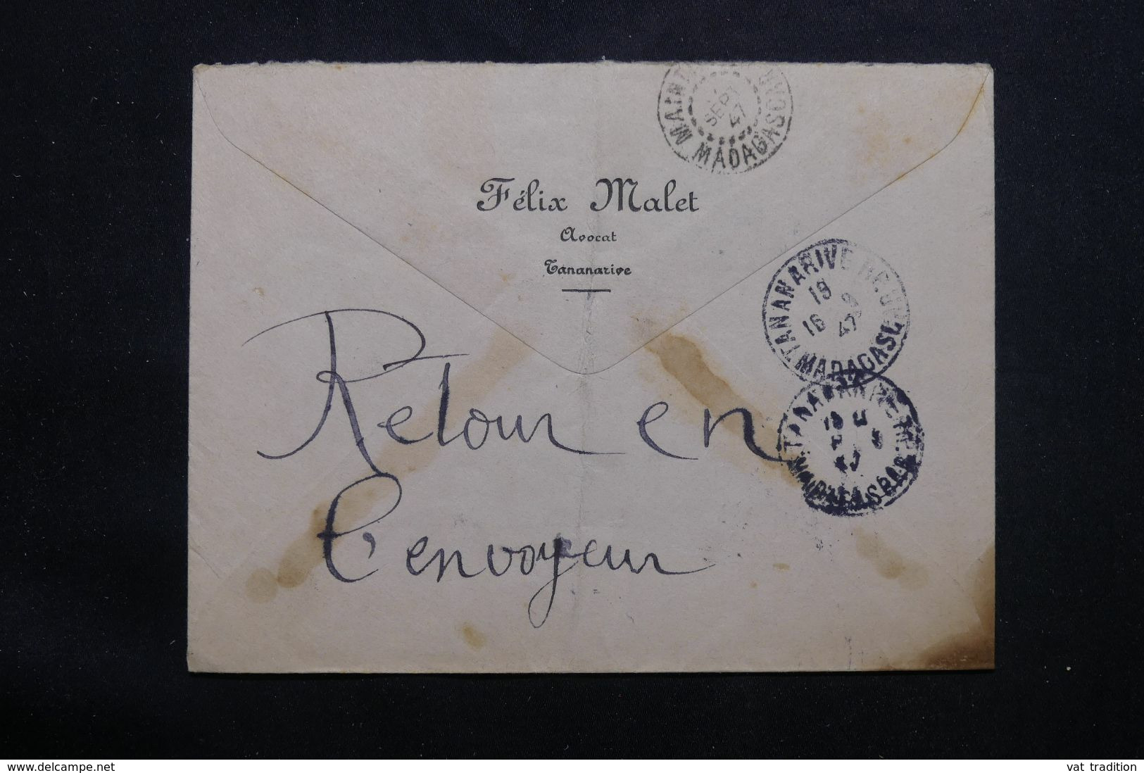 MADAGASCAR - Enveloppe De Tananarive En 1947 Par Avion Pour Maintirano Et Retour ( Inconnu ) - L 71646 - Lettres & Documents