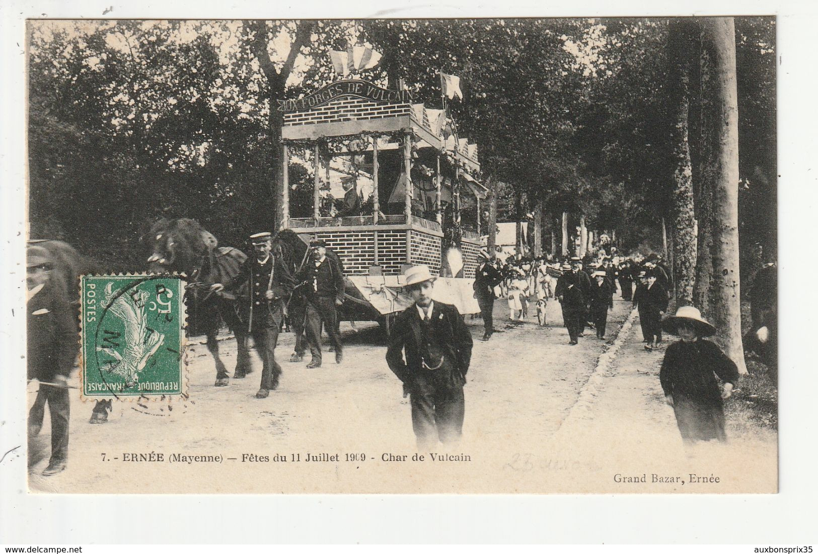 ERNEE - FETES DU 11 JUILLET 1909 - CHAR DU VULCAIN - 53 - Ernee