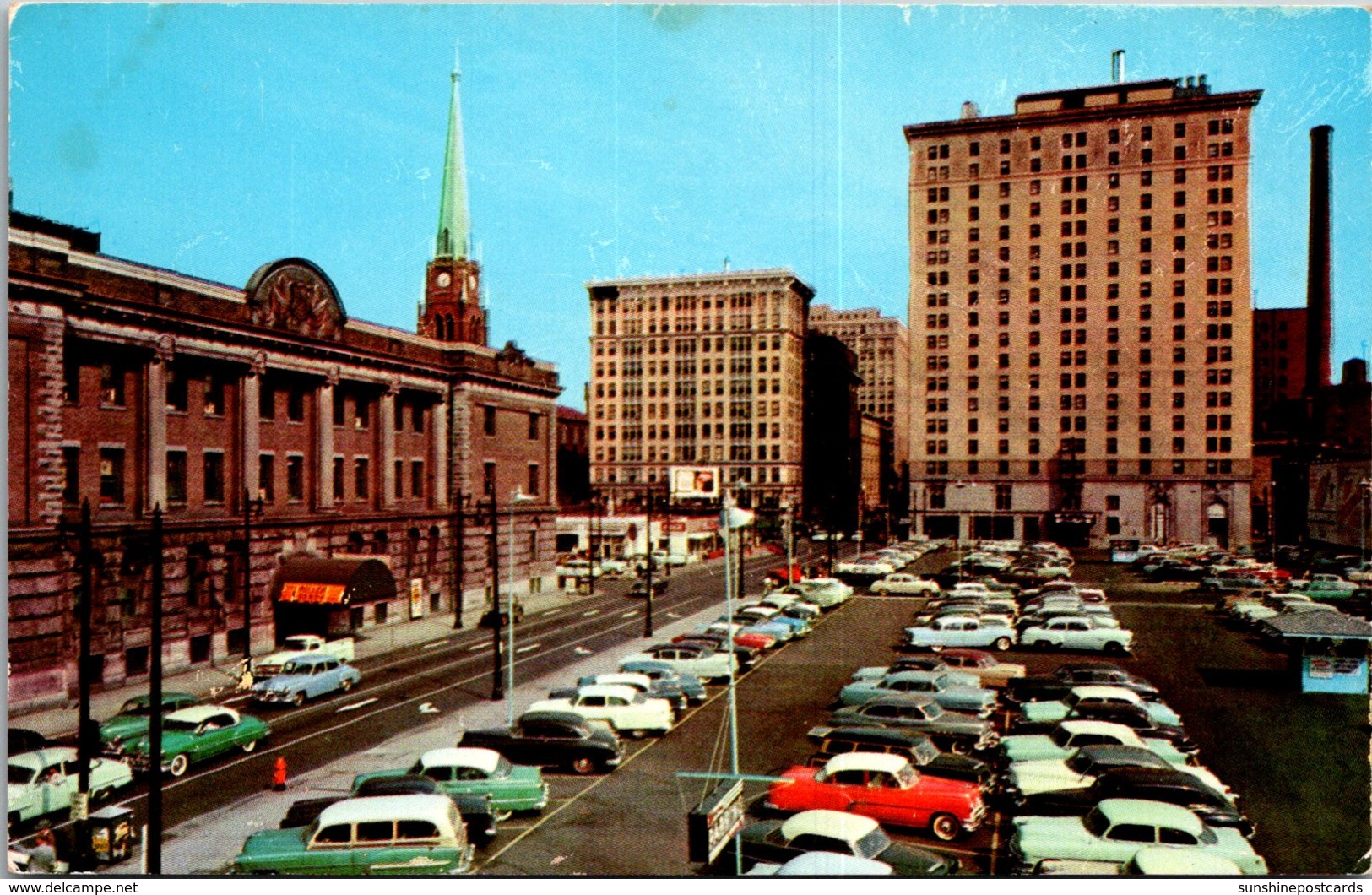 Kentucky Louisville Walnut Street Looking East - Louisville