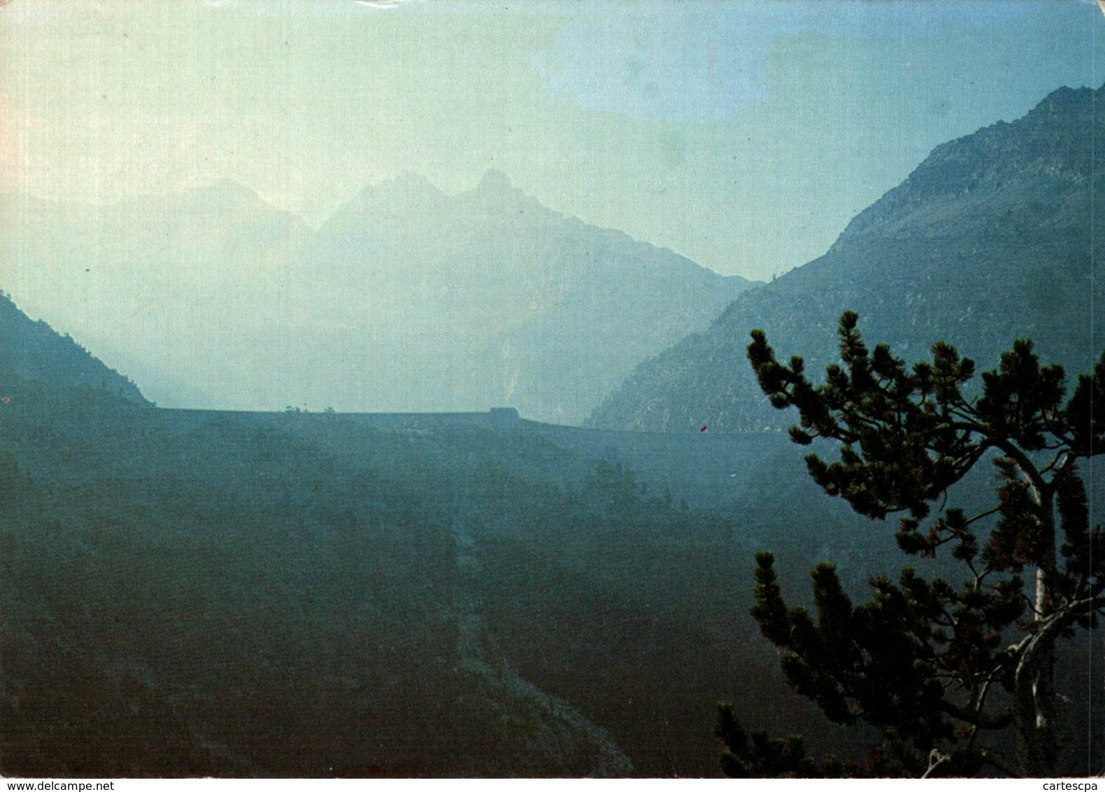 Vallée D'aure Jeu De Lumiere Sur Le Barrage De Cap De Long 1987   CPM Ou CPSM - Vielle Aure