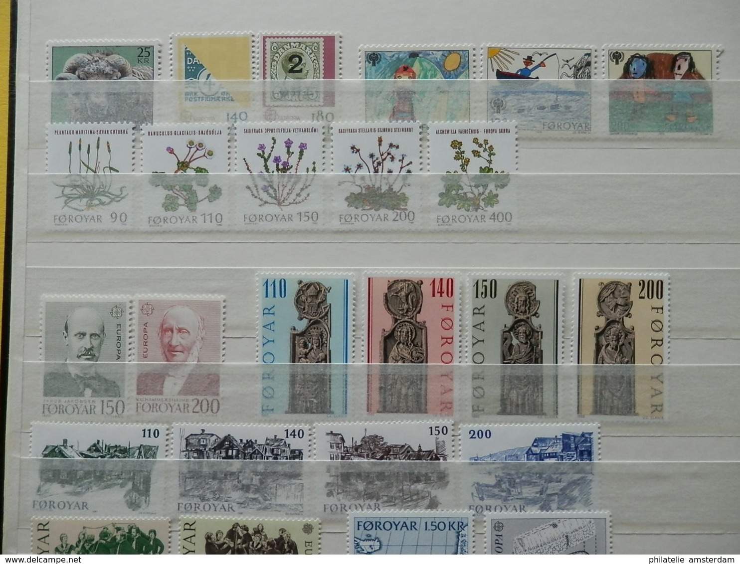 Denmark, Greenland & Faroe Islands: MNH collection in stockbook and year sets