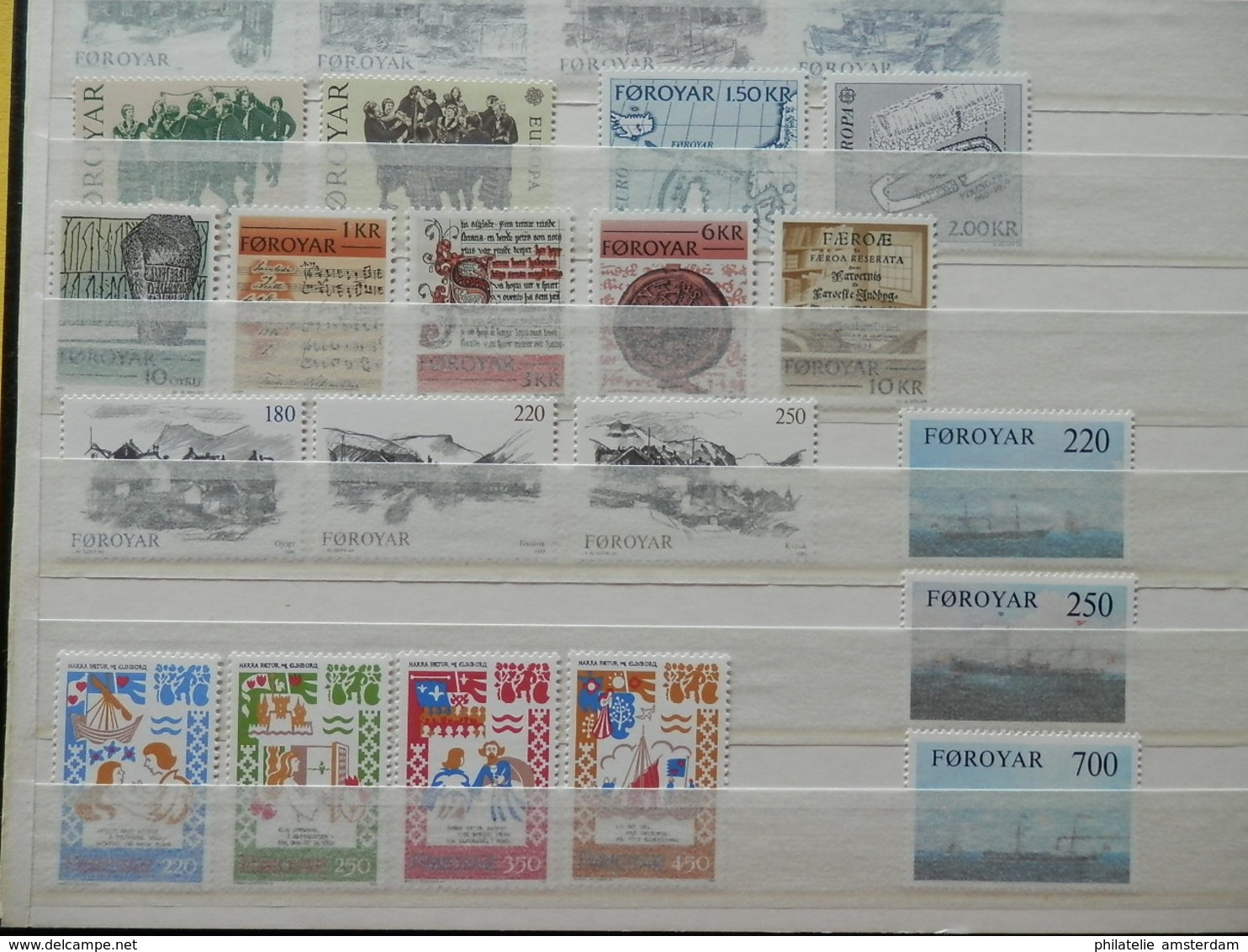 Denmark, Greenland & Faroe Islands: MNH collection in stockbook and year sets