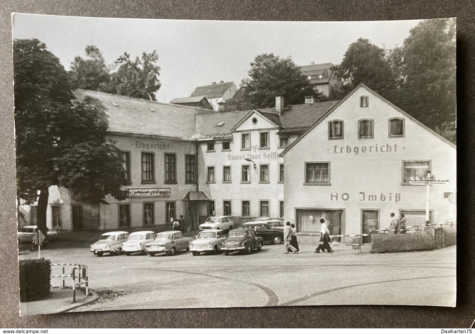 Kurort Seiffen Im Erzgebirge HO Hotel ,Buntes Haus‘ Oldtimer Autos - Seiffen