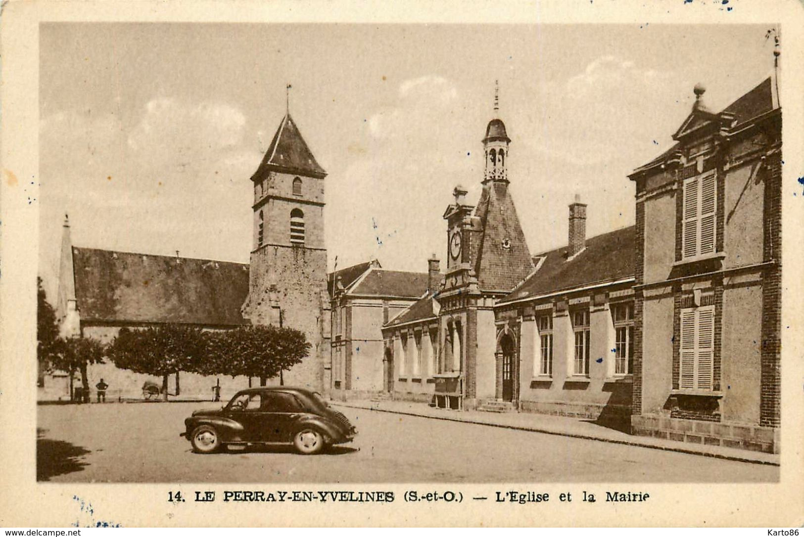 Le Perray En Yvelines * Place De L'église Et La Mairie - Le Perray En Yvelines