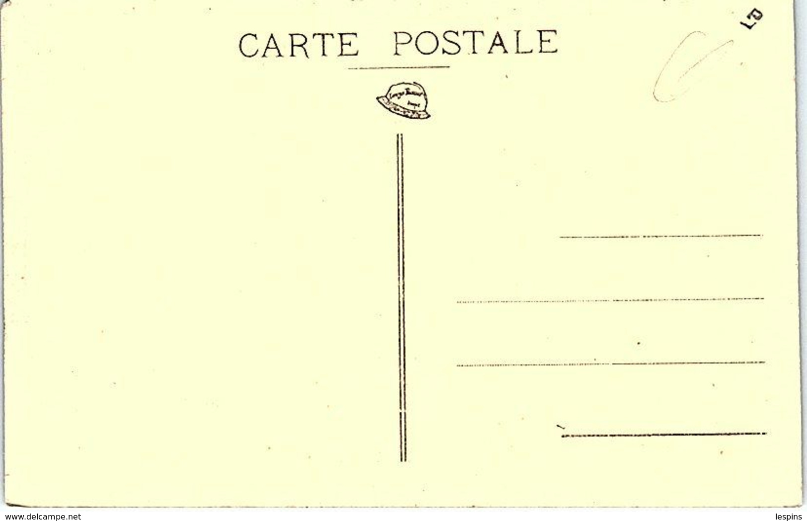 SPORTS - ESCRIME -- 69 - Ecole Du Service De Santé Militaire De LYON - Salle D'arme - Escrime