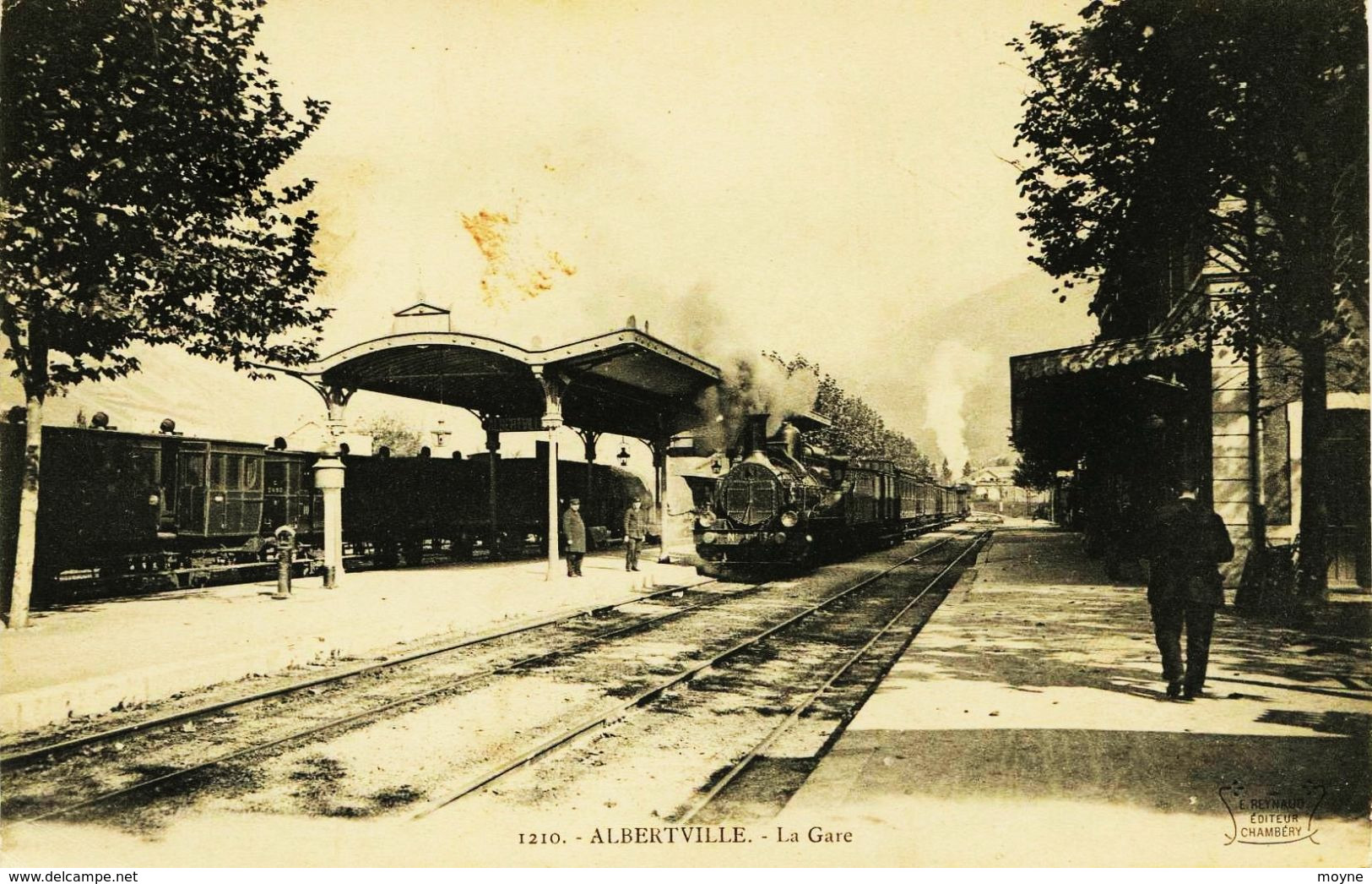 5753 - Savoie - ALBERTVILLE  :  LA  GARE , L' Arrivée Du  Train - Albertville