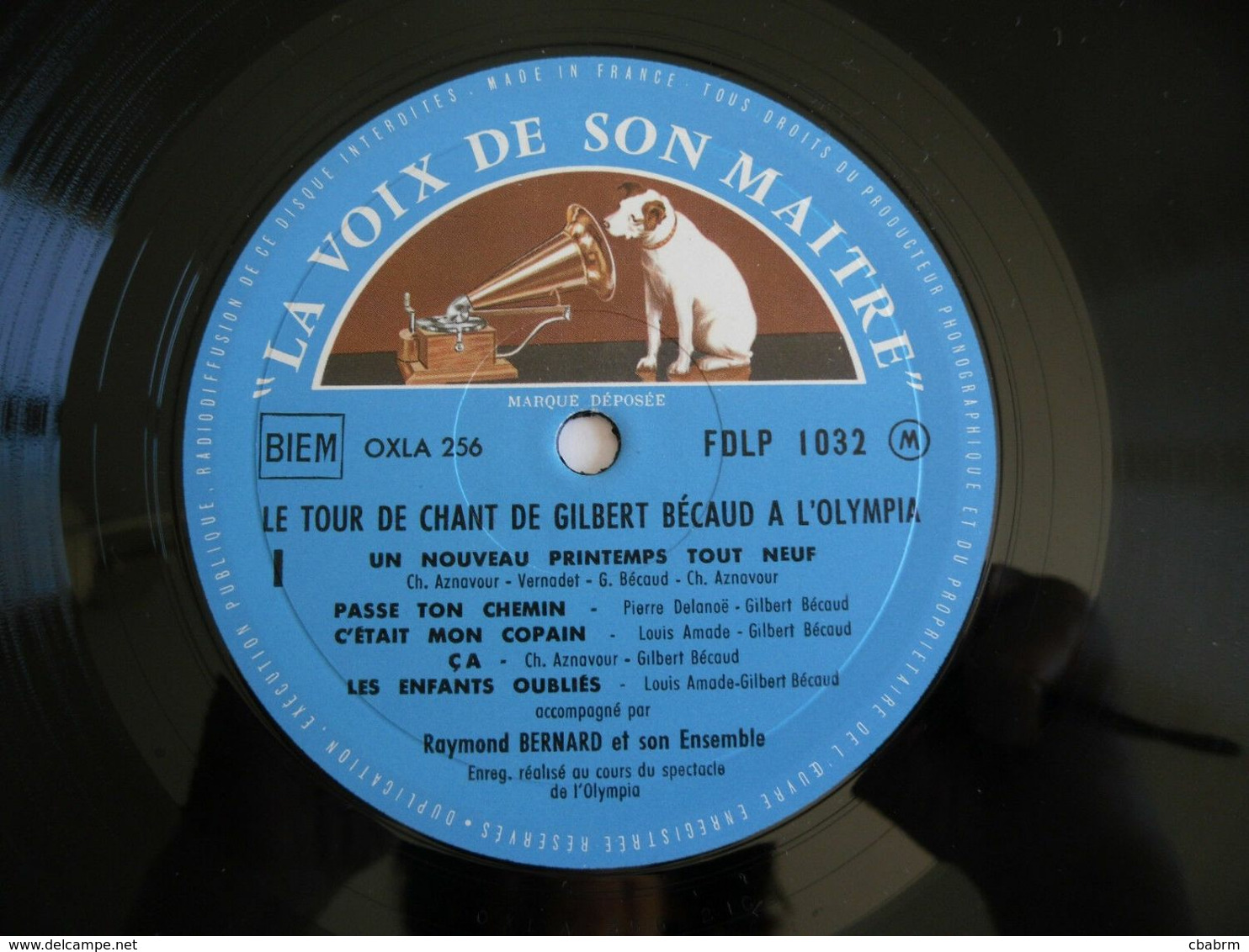 25 CM LE TOUR DE CHANT DE GILBERT BECAUD A L'OLYMPIA FDLP 1032 En 1963 - Formats Spéciaux