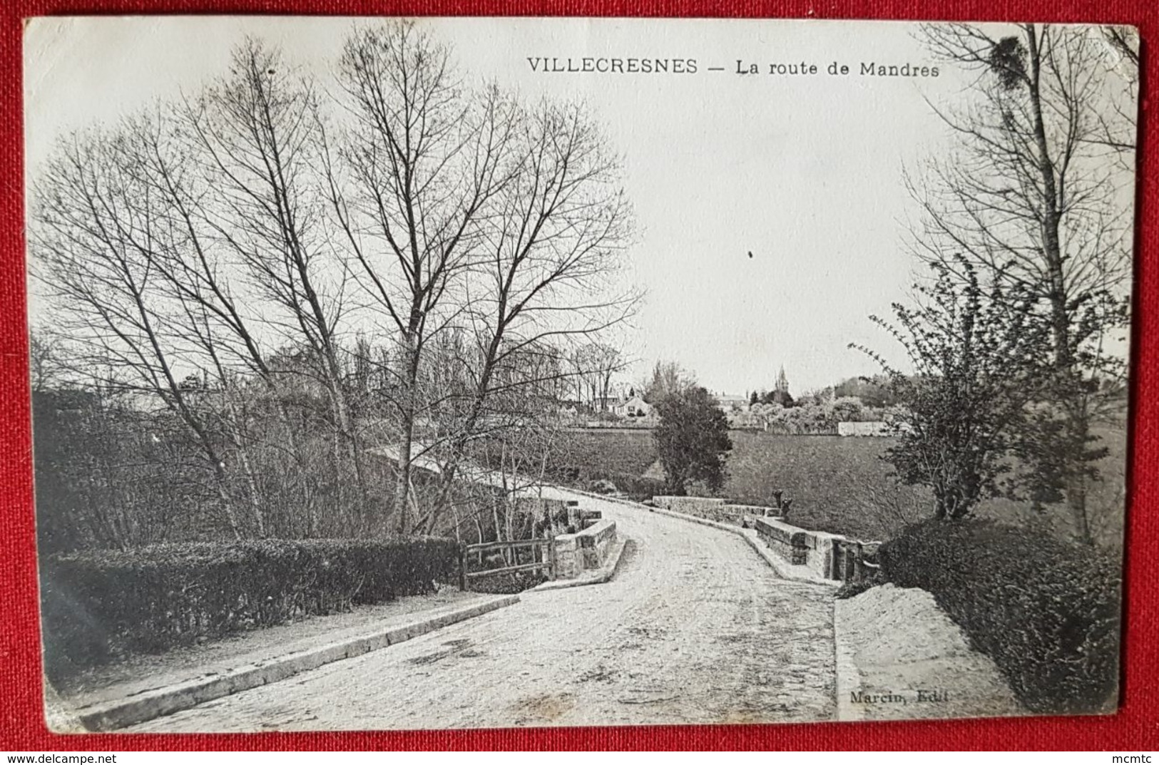 CPA -  Villecresnes  -  La Route De Mandres - Villecresnes