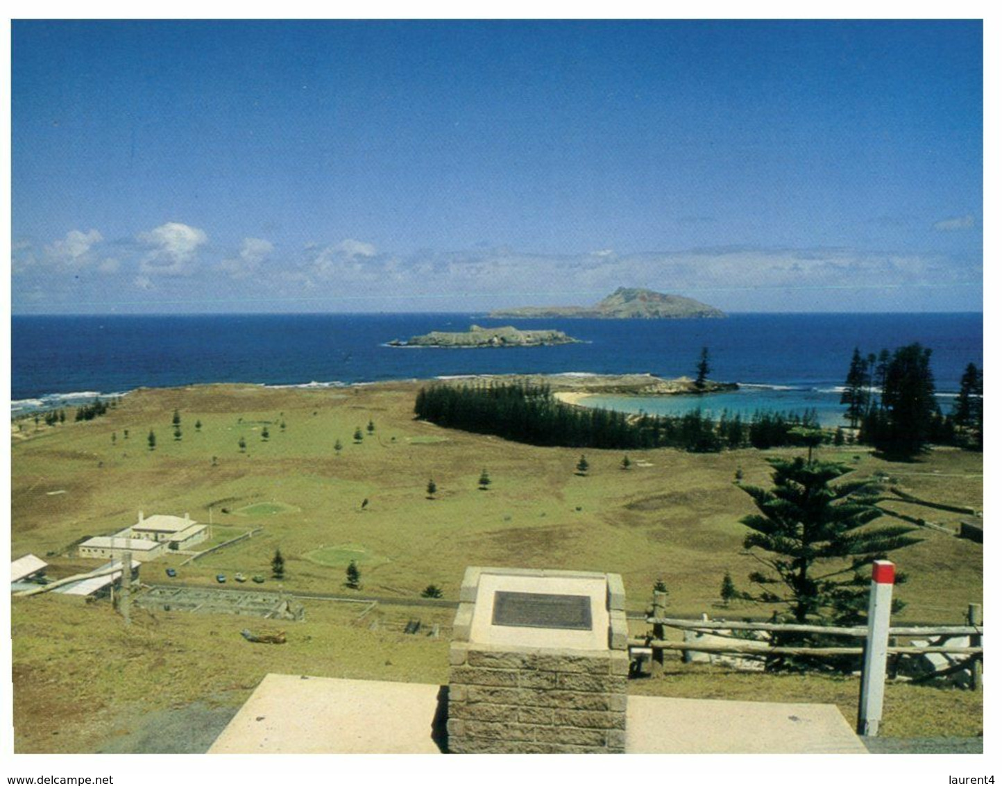 (M 25) Australia - NSW - Norfok Island View (N18SP NCV2342) - Norfolk Island