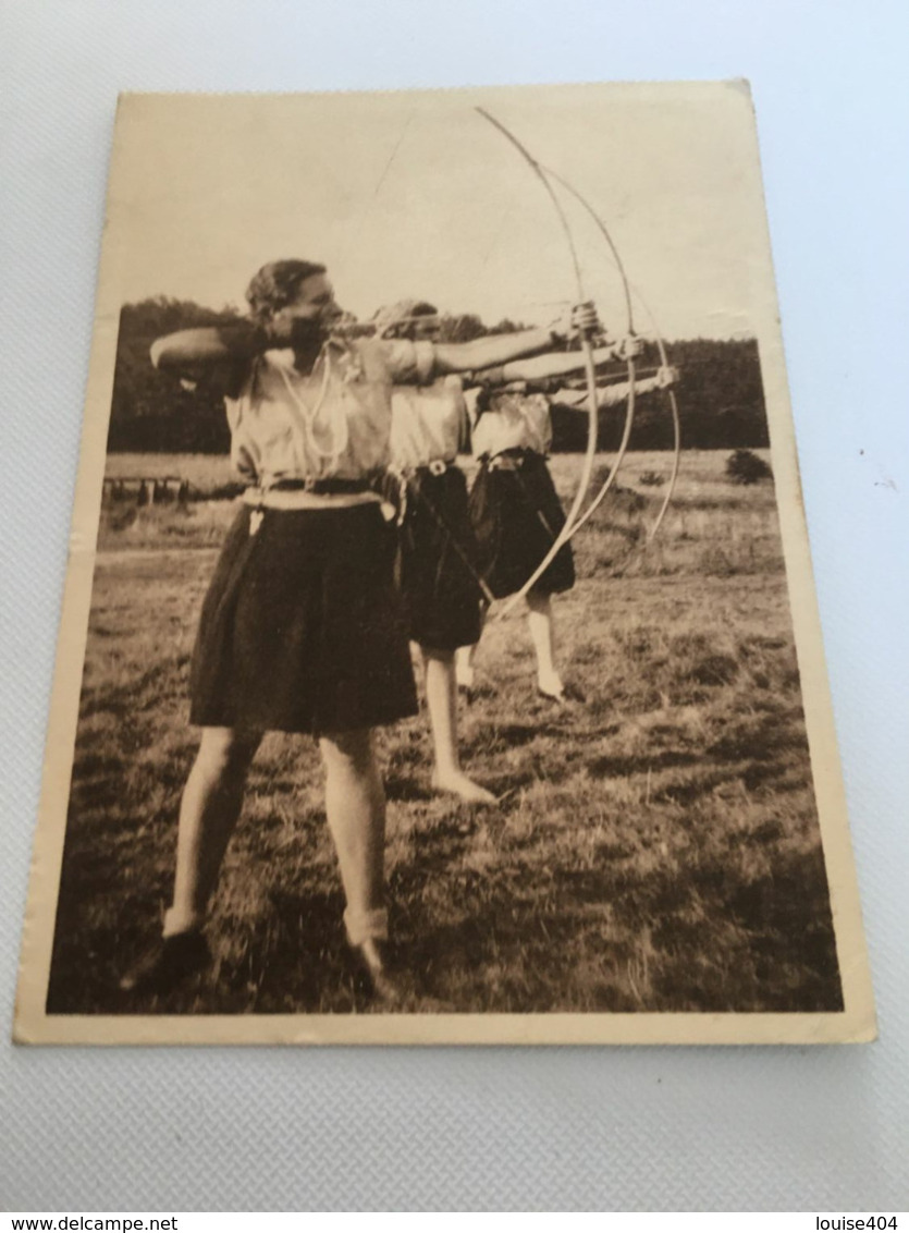 P4 - Camp De Vacances " Les Fauvettes" LOUETTE-SAINT-PIERRE : Province De Namur - Archery