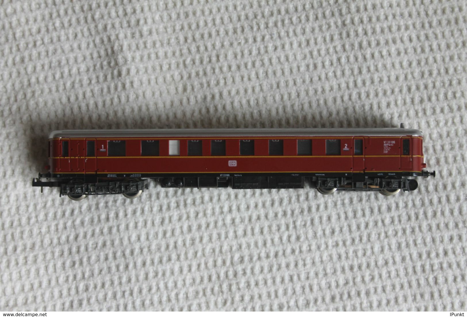 Dieseltriebwagen Der Deutsche Bundesbahn; VT137 / VT33.2 (Baugleich Mit BR 185 Der DR; PIKO; Epoche IV; Neu In OVP - Locomotive