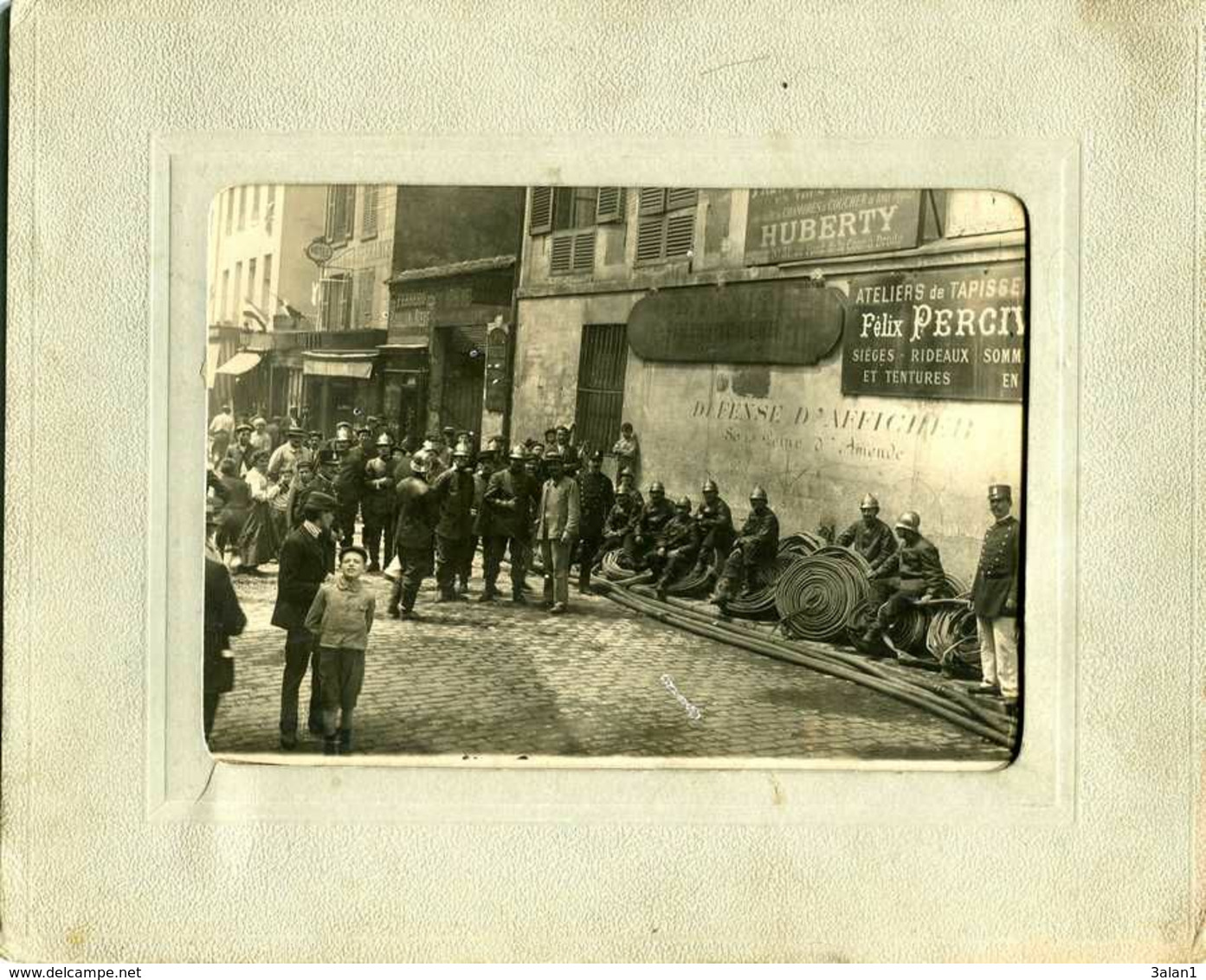 PHOTO Rue Avec Pompiers (a Determiner - Professions