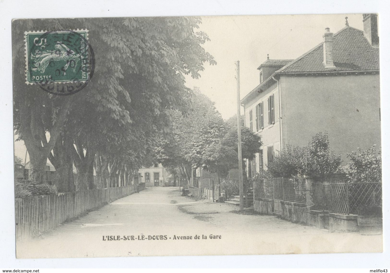 25/CPA - L'Isle Sur Le Doubs - Avenue De La GAre - Isle Sur Le Doubs