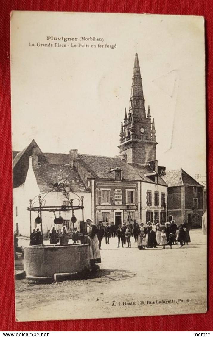 CPA - Pluvigner  -(Morbihan) - La Grande Place - Le Puits En Fer Forgé - Pluvigner