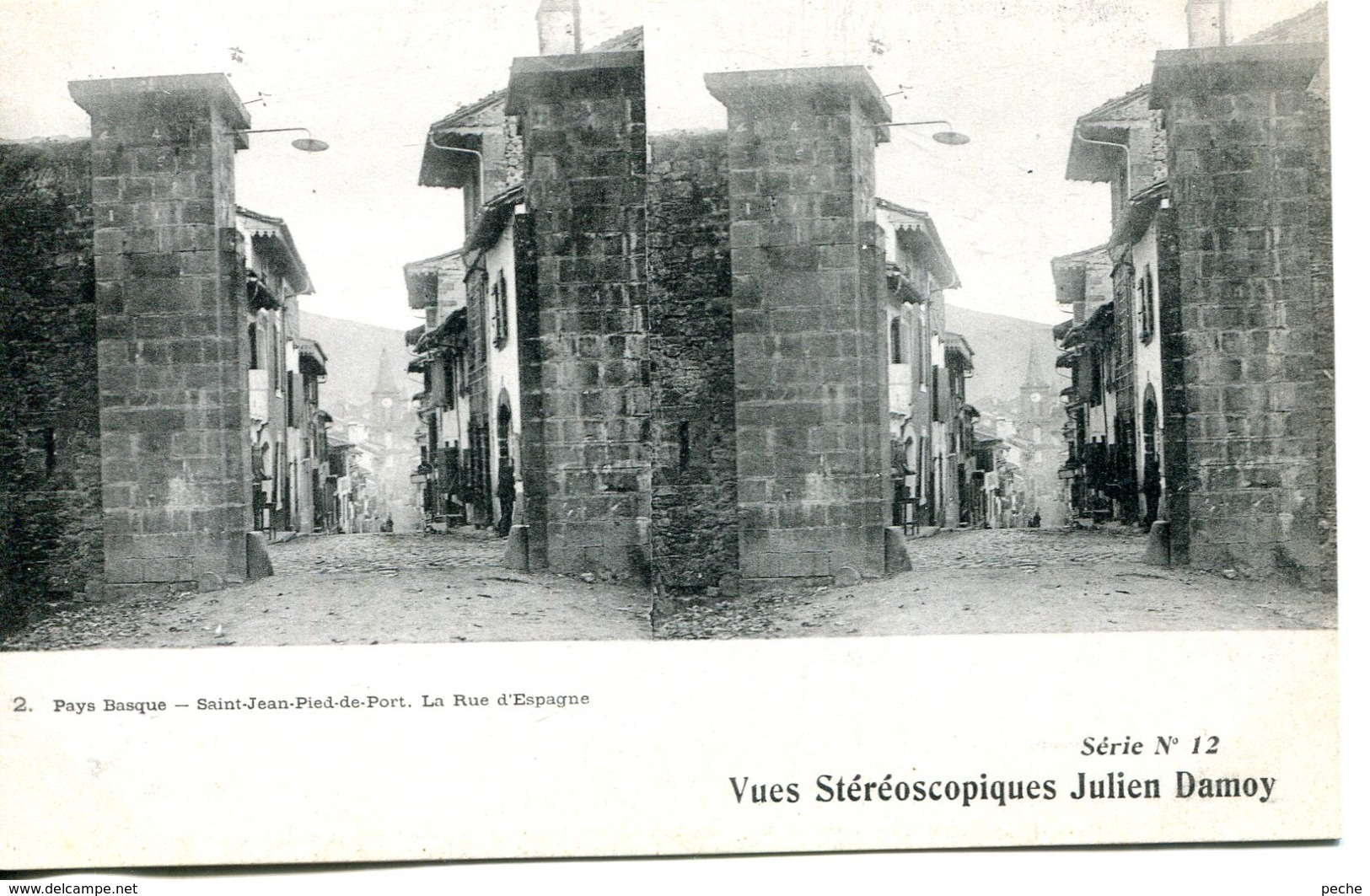 N°3901 R -carte Stéréoscopique -St Jean Pied De Port- - Estereoscópicas