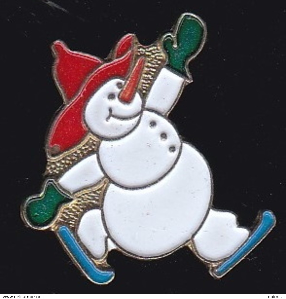 66629- Pin's-Bonhomme De Neige.patinage.Noel. - Weihnachten