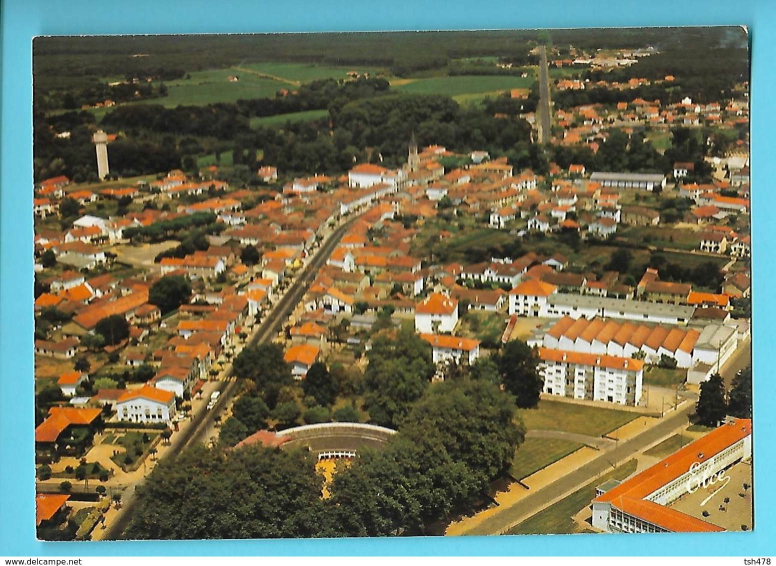 40----SAINT-VINCENT DE TYROSSE--vue Générale--les Arènes, Au Fond, L'église --voir 2 Scans - Saint Vincent De Tyrosse