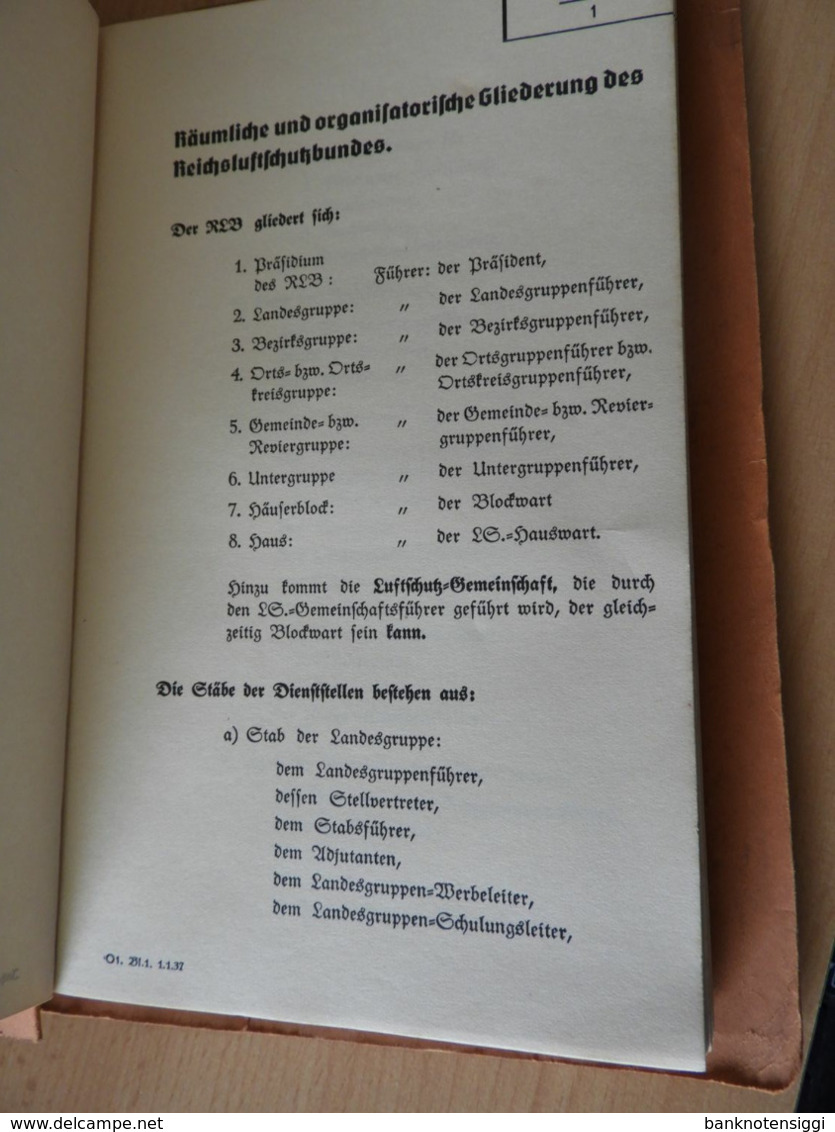 Heft Dienstanweisung  des Reichsluftzschutzbundes Frankfurt/Main 1937