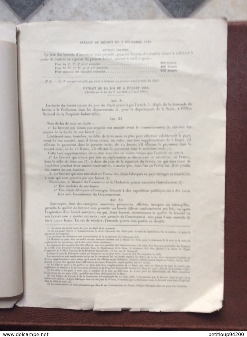 BREVET d’ INVENTION  Recipient Pour la Conservation et le Debit de Produits Alimentaires (Café Torréfié)  ANNEE 1934