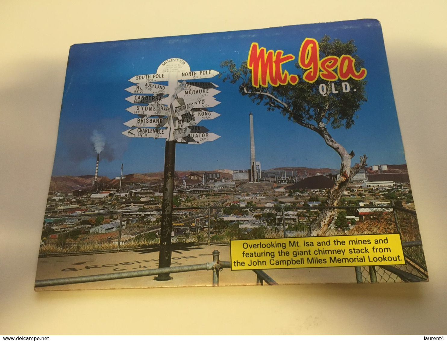 (Booklet 105) Australia - QLD - Mt Isa - Far North Queensland