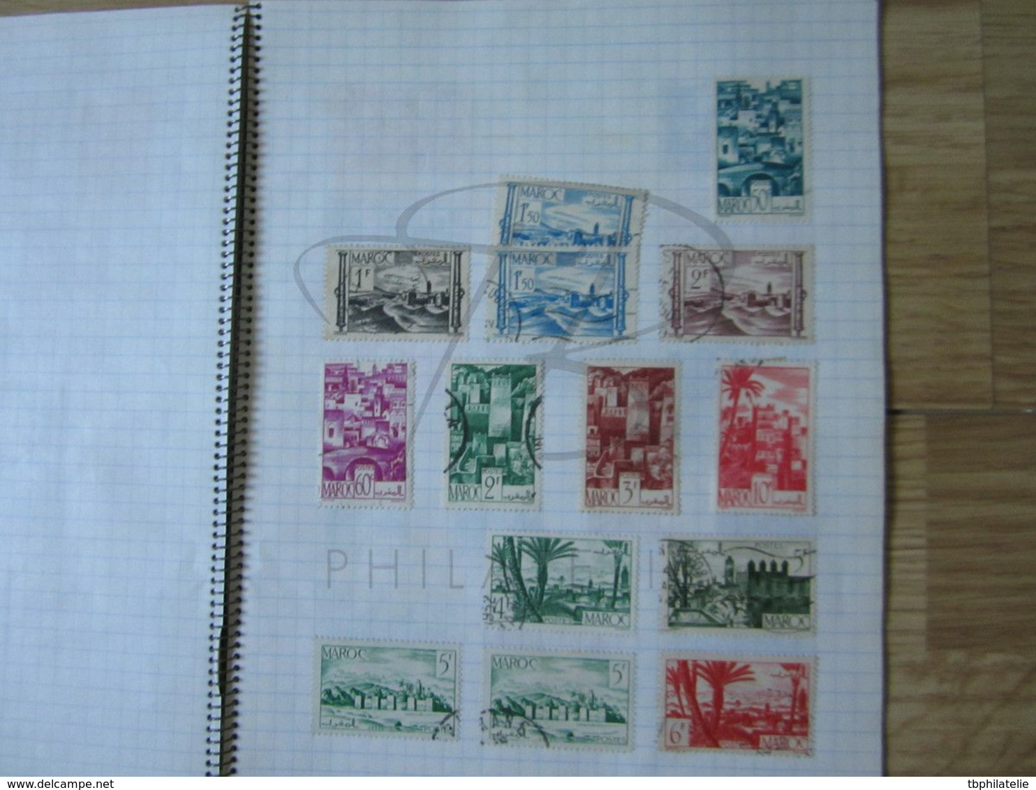 LOT DE + 250 TIMBRES DU MAROC