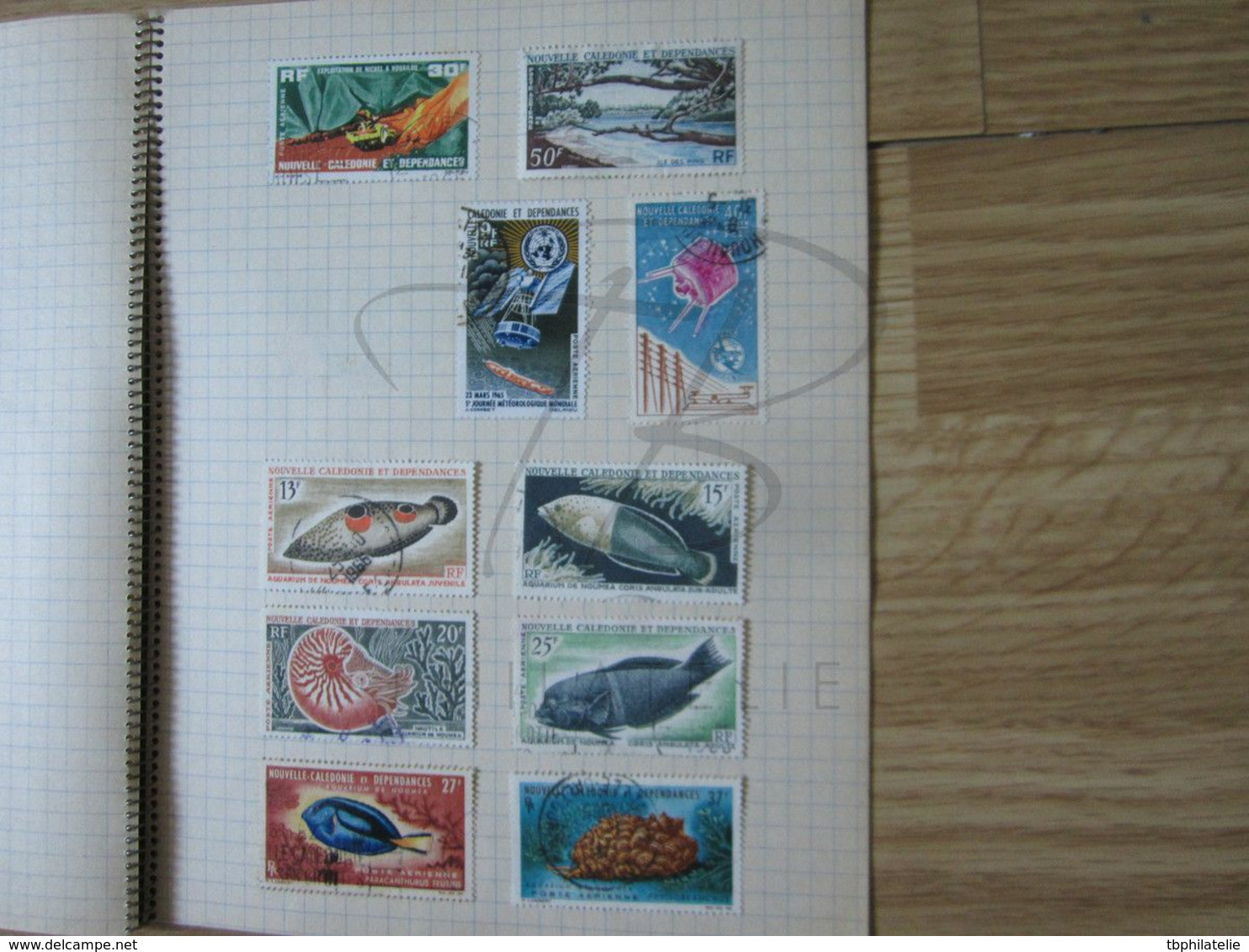 LOT DE + 170 TIMBRES DE NOUVELLE-CALEDONIE