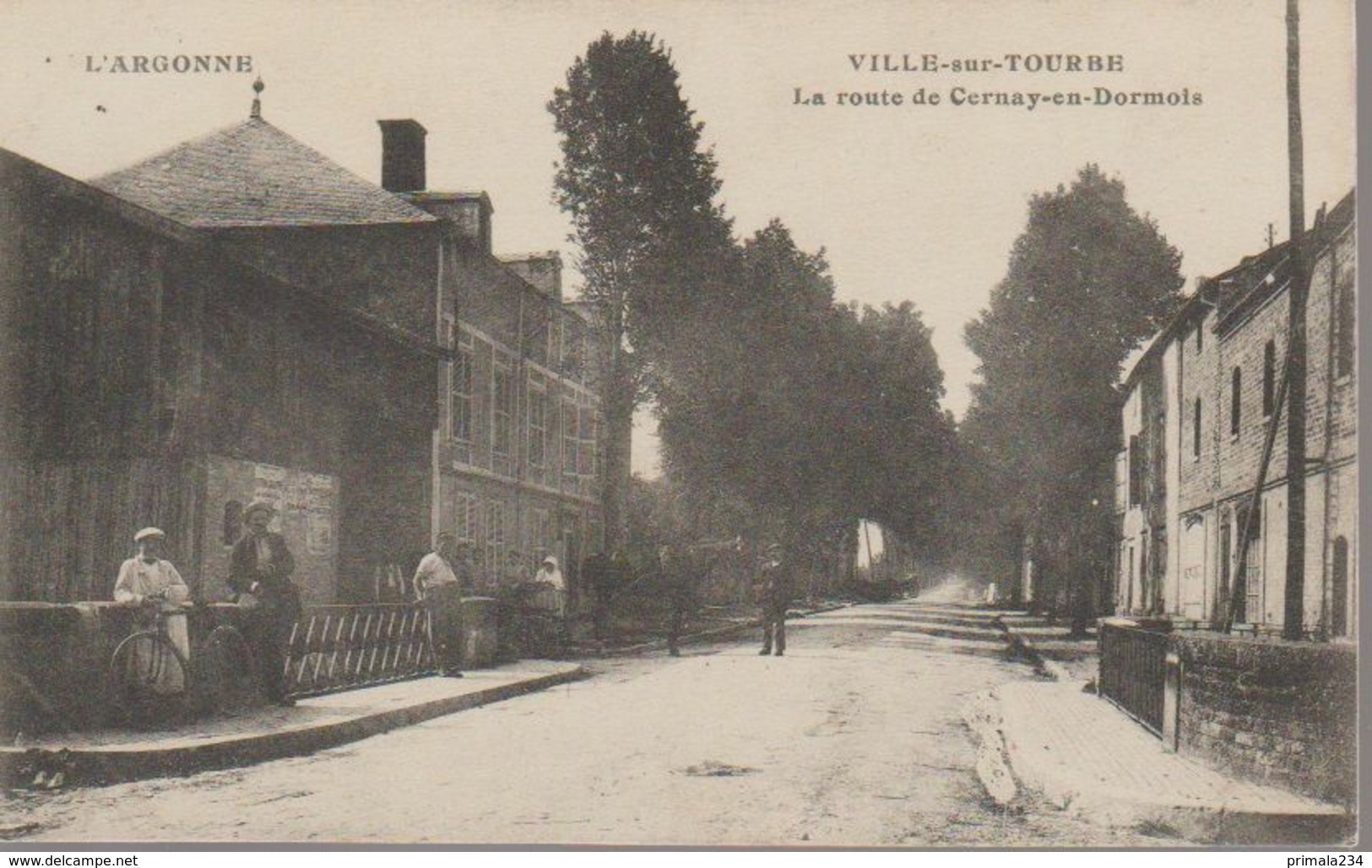 VILLE SUR TOURBE - LA ROUTE DE CERNAY - Ville-sur-Tourbe