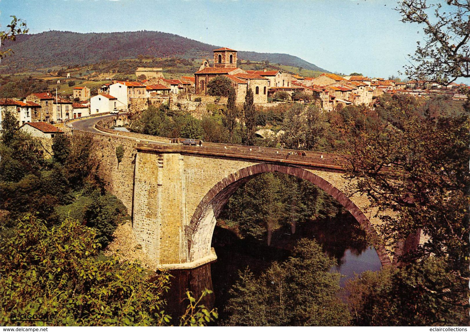 Brioude        43        Pont Et Village     10x15        (voir Scan) - Brioude