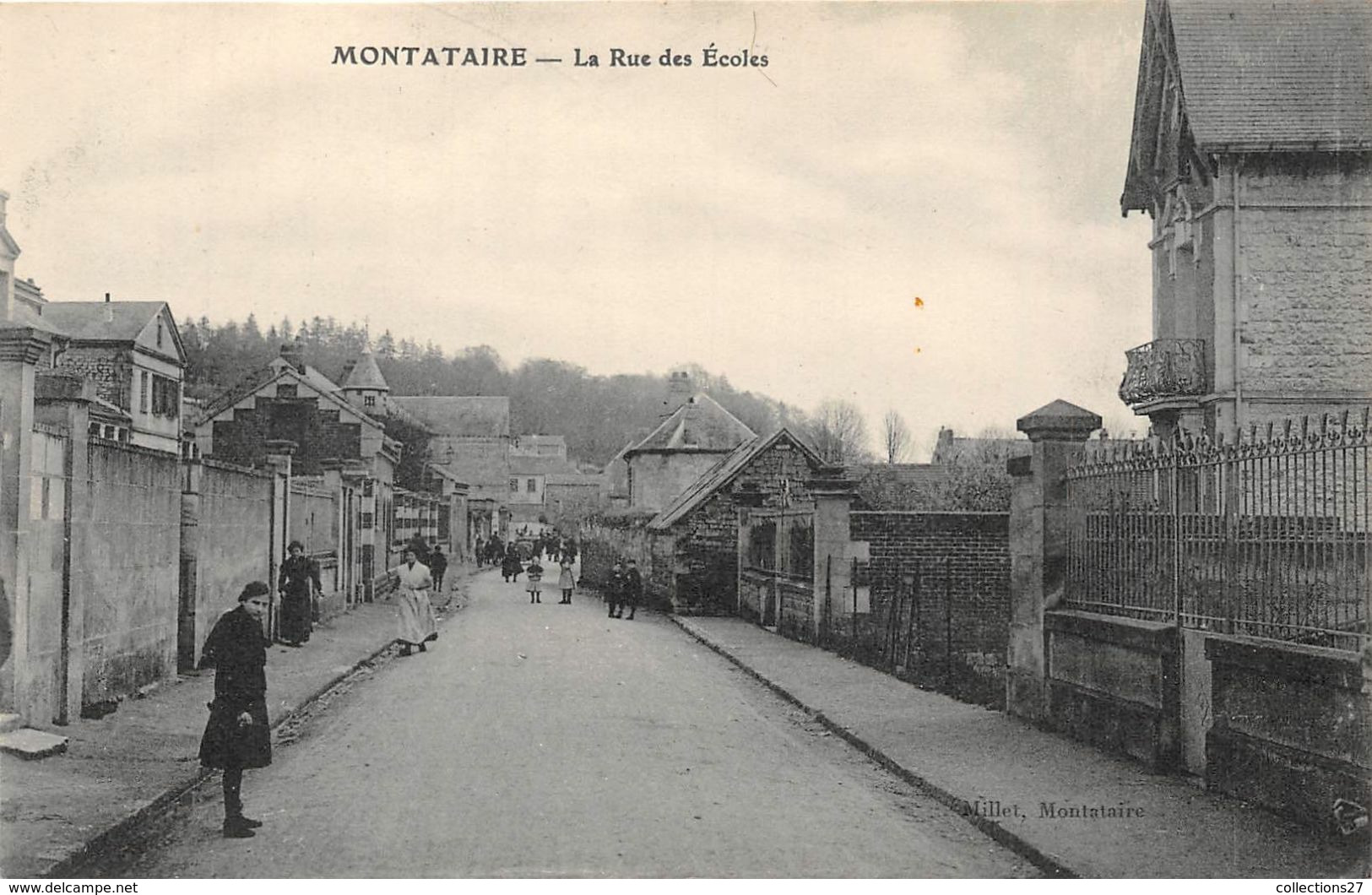 60-MONTATAIRE- LA RUE DES ECOLES - Montataire