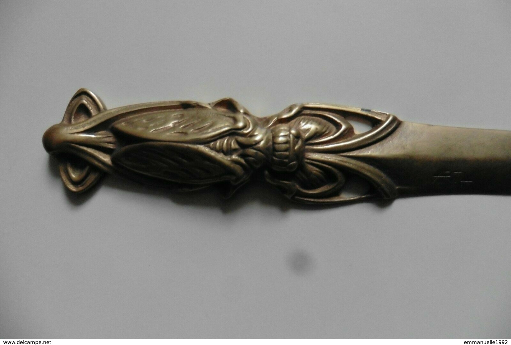 Coupe-papier Ouvre-lettre Ancien Art Nouveau En Bronze Cigale Signé Arta - Brons