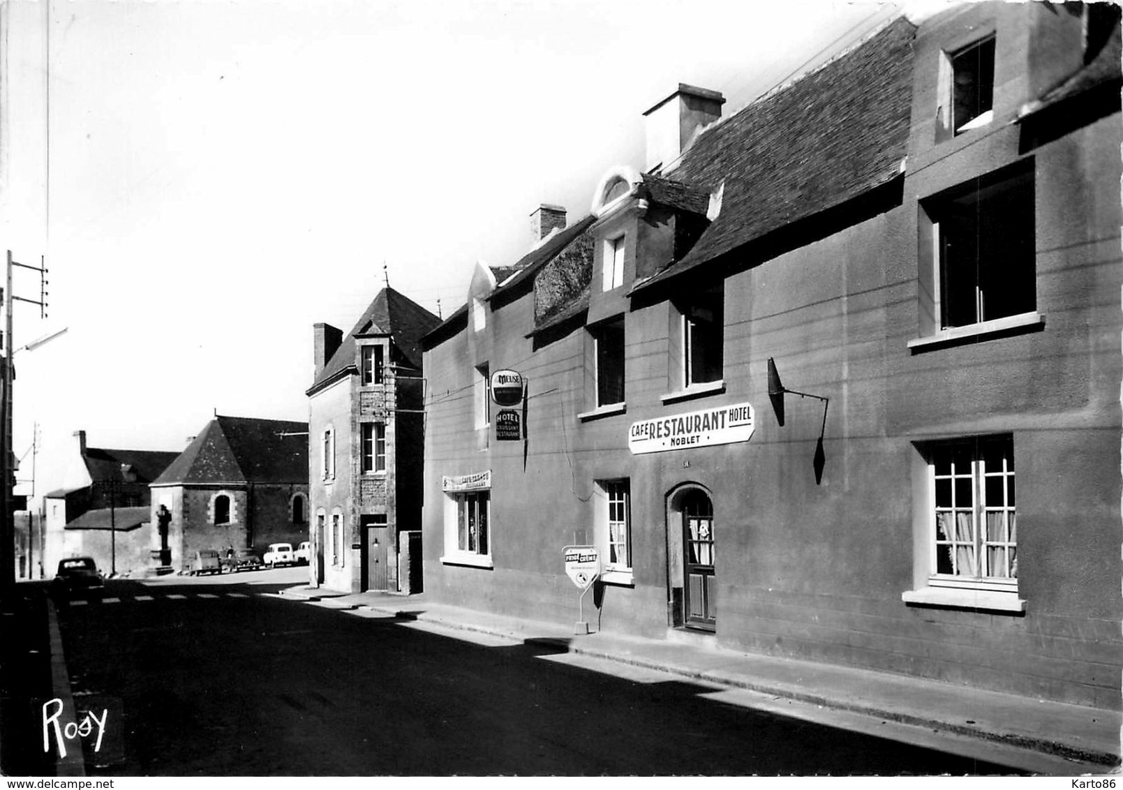 Herbignac * Une Rue Du Bourg Vers La Chapelle * Café Restaurant Hôtel Abac NOBLET - Herbignac