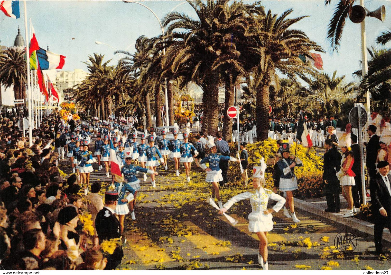 06-NICE- BATAILLE DE FLEURS ET DEFILE DE MAJORETTES - Carnival