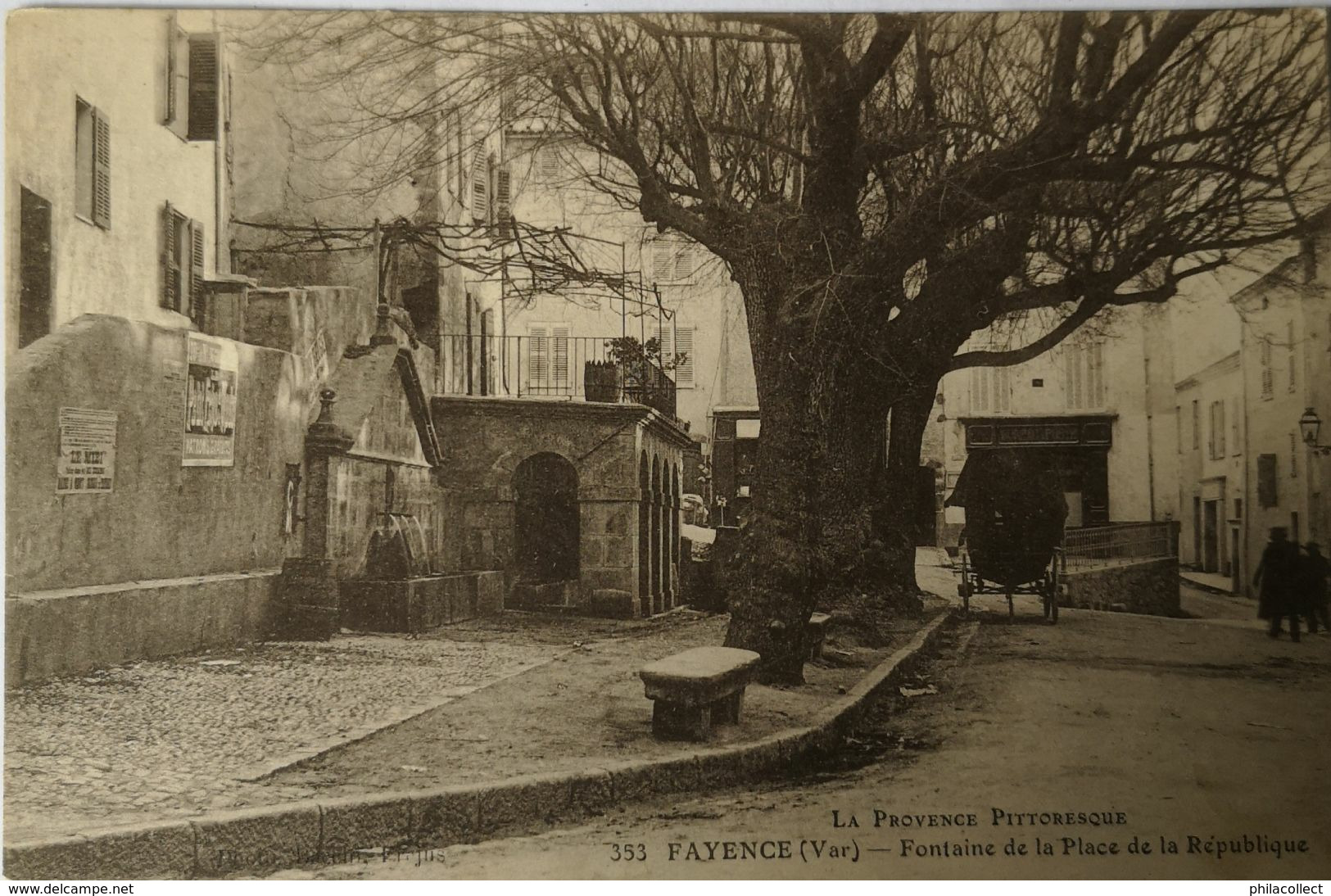 Fayence (83) Fontaine De La Place De La Republique 19?? - Fayence